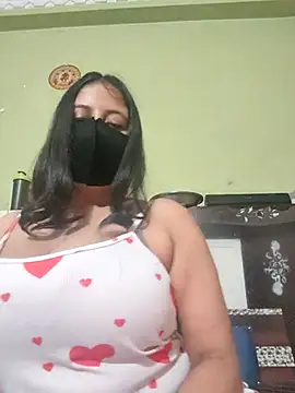 Snapshot of Priya_9945 chatting on July 13, 2026, 4:34 am Priya 9945 online show from July 13, 2026, 4:34 am