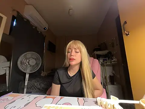 sweet glam online show from May 15, 2026, 8:01 am