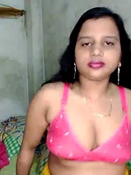 Nigar Hatun online show from May 10, 2026, 5:04 pm