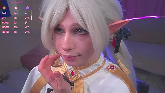 Snapshot of CosplayDream chatting on May 7, 2026, 6:28 am CosplayDream online show from May 7, 2026, 6:28 am