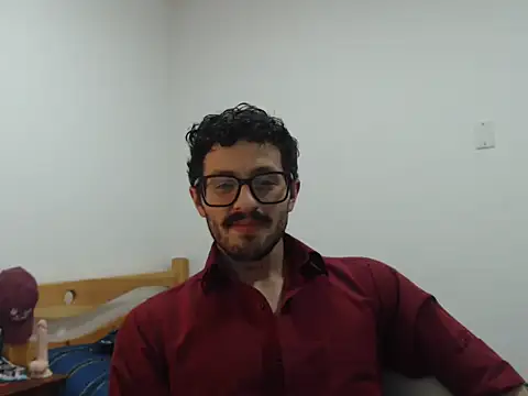 Snapshot of CuriousTomX chatting on May 11, 2026, 11:13 pm CuriousTomX online show from May 11, 2026, 11:13 pm