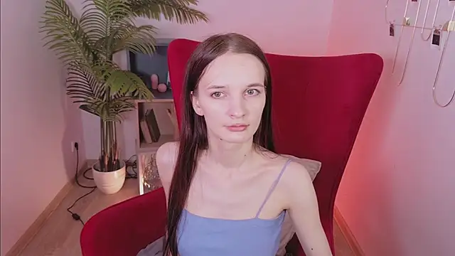 AliciaCore online show from May 21, 2026, 5:49 am