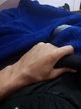 Zahzoh12 online show from April 23, 2026, 1:45 am