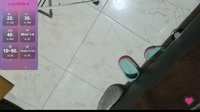 EliVanegas online show from July 28, 2026, 12:07 am