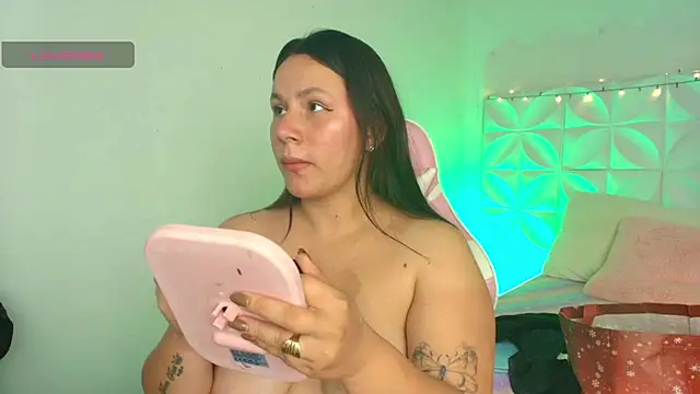Snapshot of Ivonny_Goldie chatting on June 7, 2026, 11:10 pm Ivonny Goldie online show from June 7, 2026, 11:10 pm