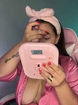 Ivonny Goldie online show from May 13, 2026, 1:45 am