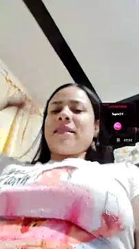 Nicol Alvarez1 online show from July 1, 2026, 2:01 am