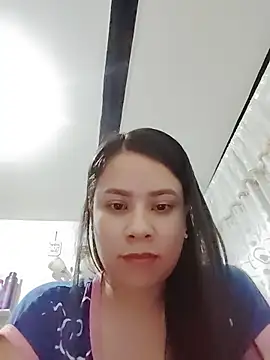 Nicol Alvarez1 online show from June 30, 2026, 4:56 am