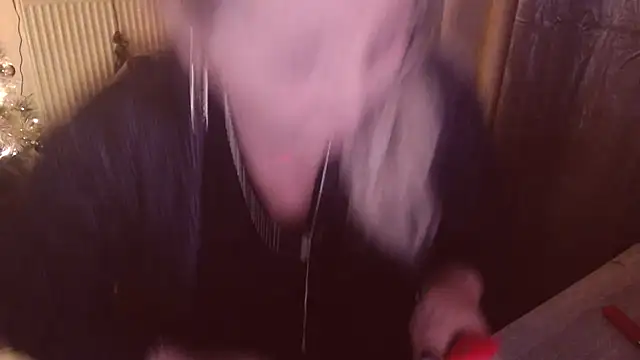 Snapshot of Divineblond chatting on November 24, 2025, 8:53 pm Divineblond online show from November 24, 2025, 8:53 pm