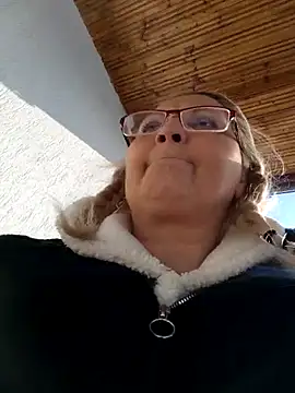 Snapshot of Divineblond chatting on January 15, 2026, 11:24 am Divineblond online show from January 15, 2026, 11:24 am