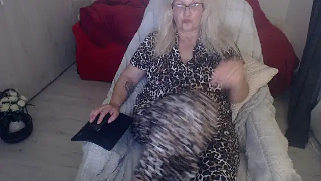 Divineblond online show from March 30, 2026, 1:18 am