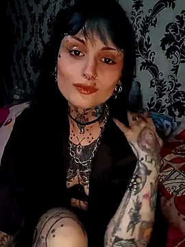 kamiznsky online show from May 7, 2026, 2:38 am