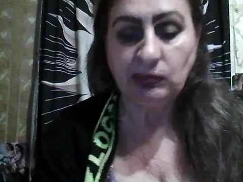 LoaqLovew online show from May 13, 2026, 6:04 pm