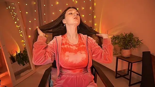 BettyMarlowe online show from May 9, 2026, 5:22 am