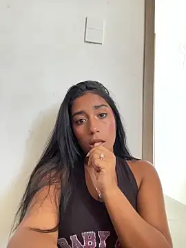 SaryJonex online show from May 10, 2026, 4:31 pm