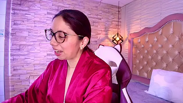 Snapshot of stephaniesun_ chatting on July 19, 2026, 12:57 pm stephaniesun online show from July 19, 2026, 12:57 pm