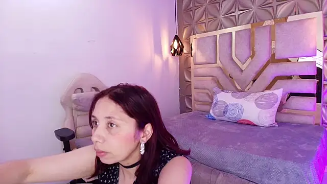 stephaniesun  online show from May 22, 2026, 12:36 pm