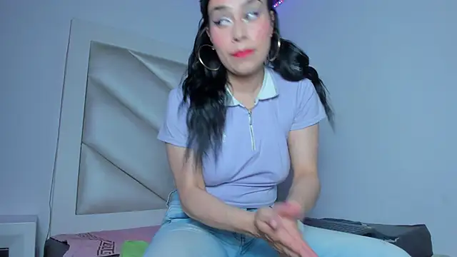Valentina js online show from June 6, 2026, 8:47 pm