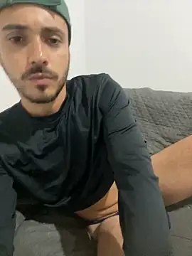 xxxranier online show from June 9, 2026, 10:44 pm