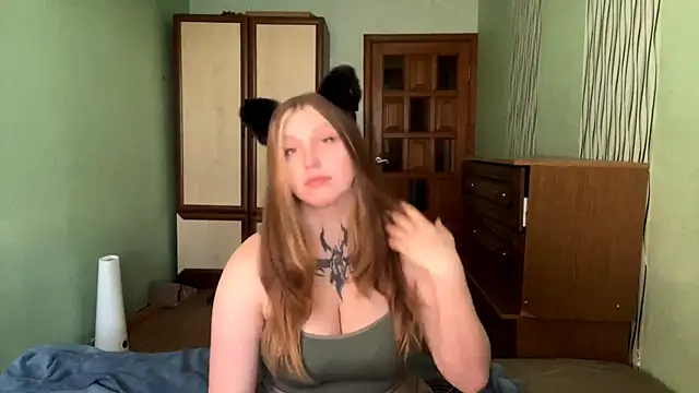 DeannaDorton online show from April 29, 2026, 3:11 am