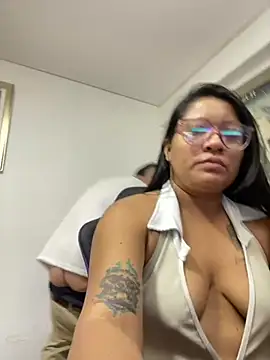 Sol vannesa online show from May 15, 2026, 7:39 am
