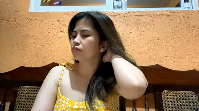 MaryettaRogas online show from April 25, 2026, 7:11 pm