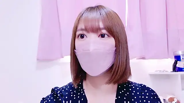 MINA 0423 online show from May 5, 2026, 12:24 am