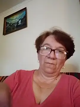 KetQueen101 online show from June 6, 2026, 1:05 pm