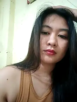 Rosejean online show from May 10, 2026, 5:37 pm