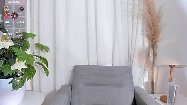 RachelArias online show from May 23, 2026, 11:31 am