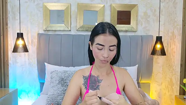 Sophie Vega online show from July 15, 2026, 3:46 am