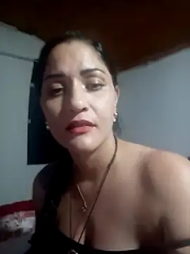 Snapshot of anita0123 chatting on May 8, 2026, 2:15 am anita0123 online show from May 8, 2026, 2:15 am
