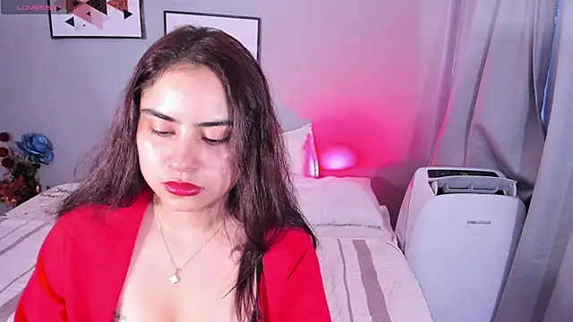 Snapshot of Cielo_w1 chatting on May 5, 2026, 7:39 pm Cielo w1 online show from May 5, 2026, 7:39 pm