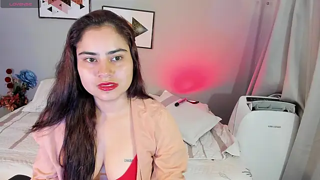 Snapshot of Cielo_w1 chatting on May 6, 2026, 7:51 pm Cielo w1 online show from May 6, 2026, 7:51 pm