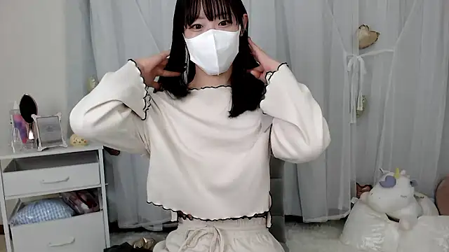 mii  tan online show from May 2, 2026, 2:17 am