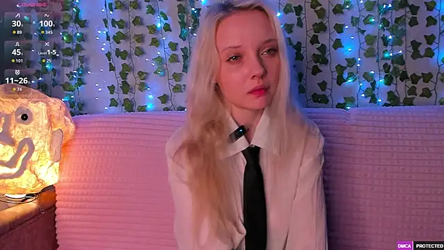  CloudNine  online show from May 29, 2026, 2:39 am