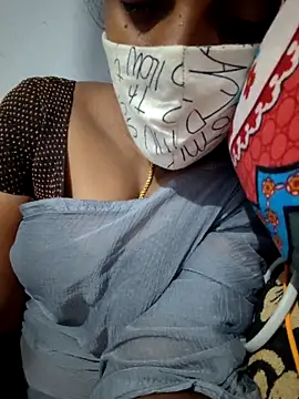 Tamil Hot HoneyBee online show from May 10, 2026, 1:31 am