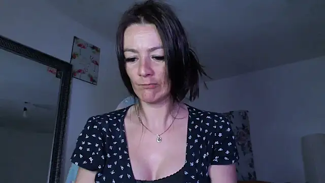 missydiorr10 online show from May 8, 2026, 6:50 am