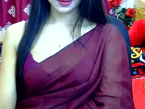 Alina Nur online show from July 12, 2026, 4:41 pm