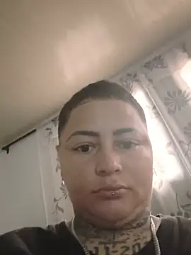 romina23 online show from June 16, 2026, 9:26 pm