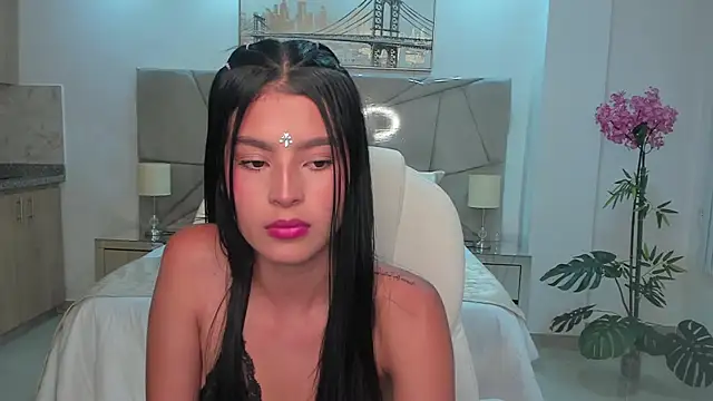 Snapshot of amber_willow chatting on May 8, 2026, 3:43 am amber willow online show from May 8, 2026, 3:43 am