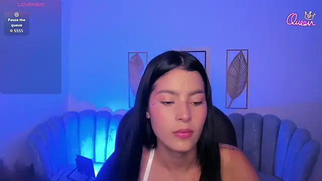 Snapshot of amber_willow chatting on May 13, 2026, 3:35 am amber willow online show from May 13, 2026, 3:35 am