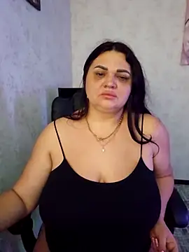-CUTE-EVVIL- online show from May 20, 2026, 7:11 pm