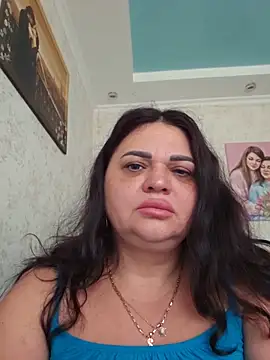 -CUTE-EVVIL- online show from May 29, 2026, 7:25 am