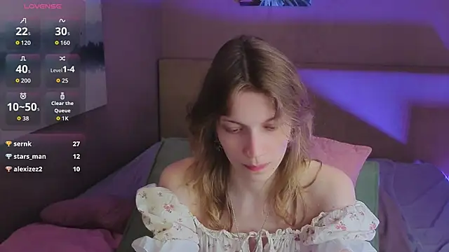 Emily Cartex online show from July 7, 2026, 6:47 am