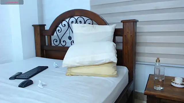 Snapshot of Leo_Rico_ chatting on May 25, 2026, 11:47 pm Leo Rico online show from May 25, 2026, 11:47 pm