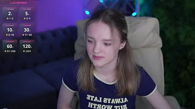 MariaMedow online show from May 13, 2026, 5:47 am