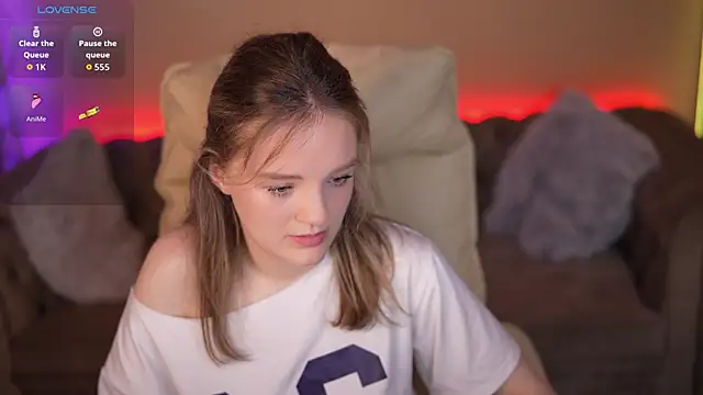 MariaMedow online show from May 17, 2026, 5:51 am