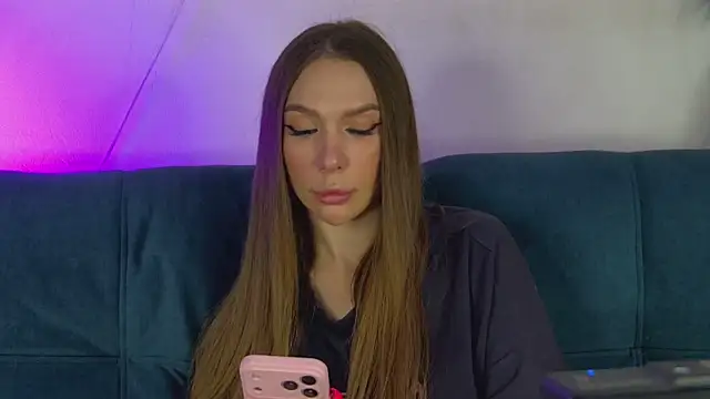 AddisonHux online show from May 14, 2026, 7:55 pm