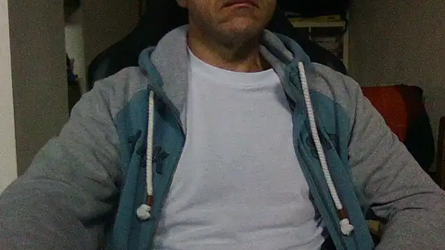 kelper18 online show from May 10, 2026, 2:30 pm